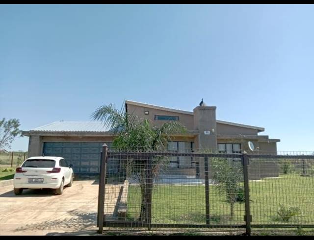 5 BEDROOM HOUSE FOR SALE IN HA-MAGAU